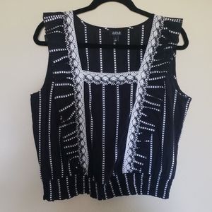 Ruffle and lace design top